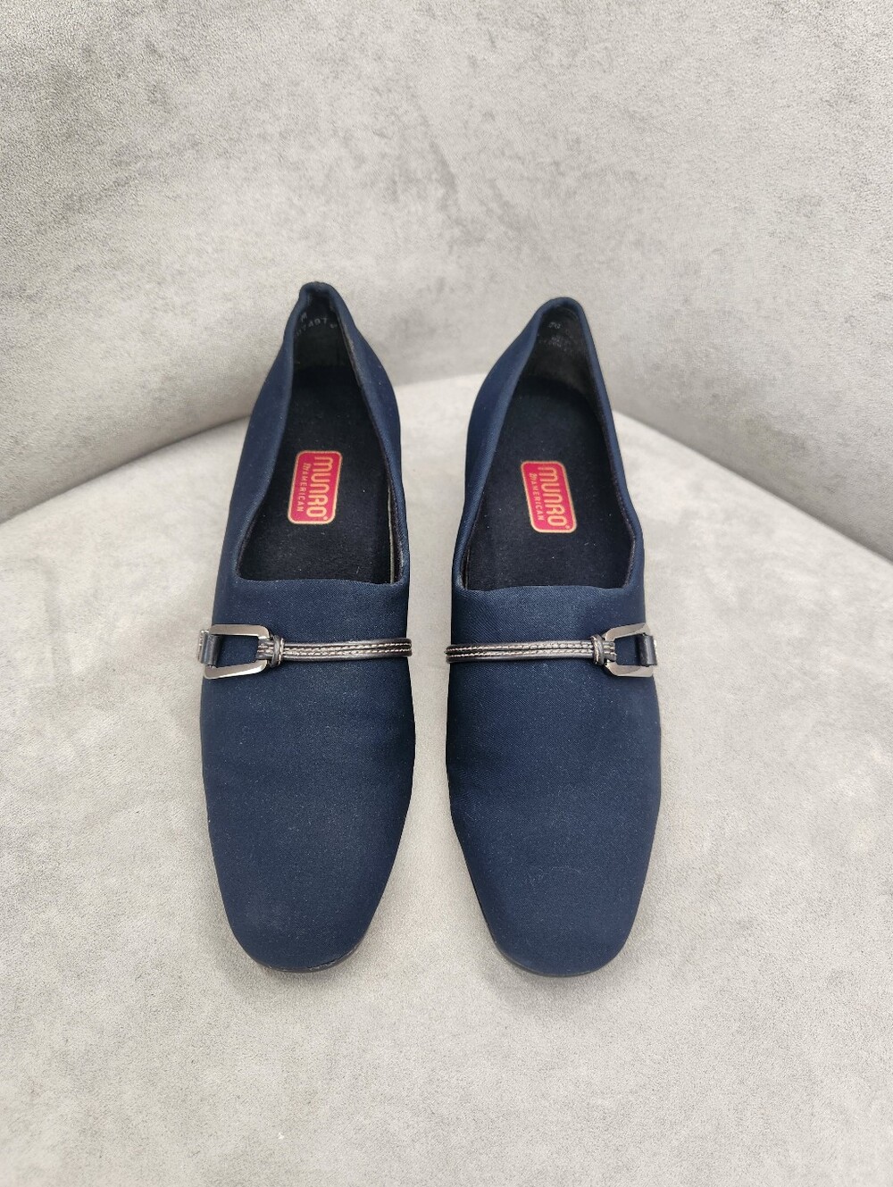 Munro Pumps 8.5 Navy Blue Nylon Cindi Slip On Block Heel Comfort Shoes Made USA